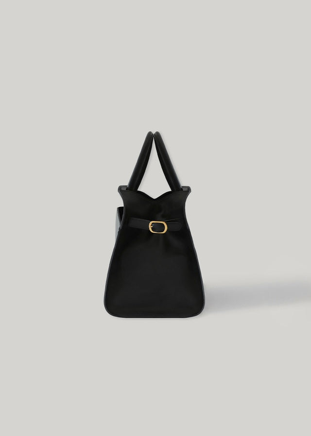ELBORN | Momet Leather Mini Bag (Black Leather) Expected ship to 10/17/2025