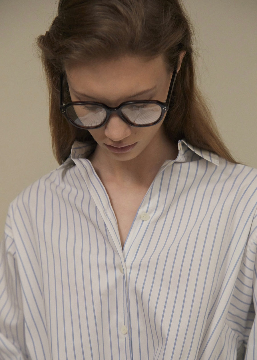 [RE-ORDER] ELBORN | Bonnie Cut-out Shirt (Stripe)