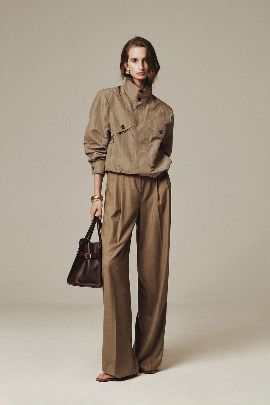 ELBORN | Loulou Bomber Jacket (Beige) – YEAR END