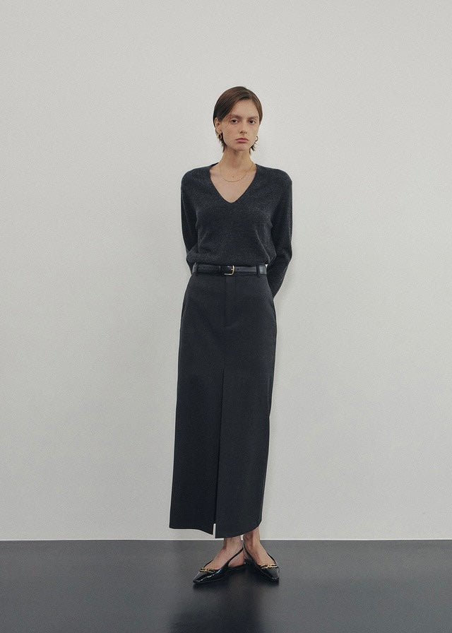 Elborn | Tiana V-neck Knit Top (Charcoal)
