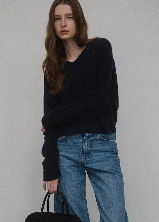 [2ND RE-ORDER] ELBORN | Melrose V-neck Cashmere Knit Top (Navy)