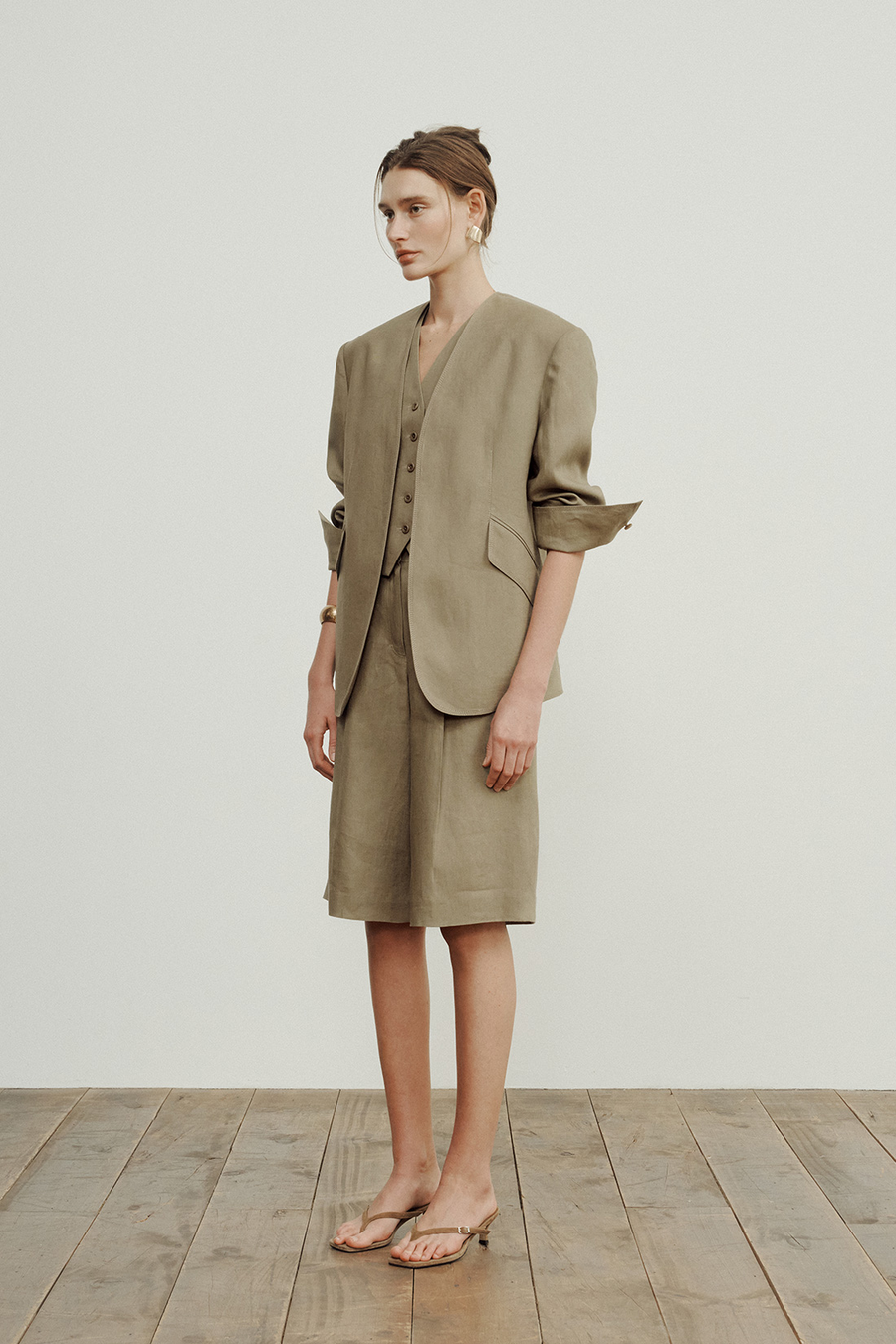 ELBORN | Maren Linen Jacket (Ash Beige) – YEAR END