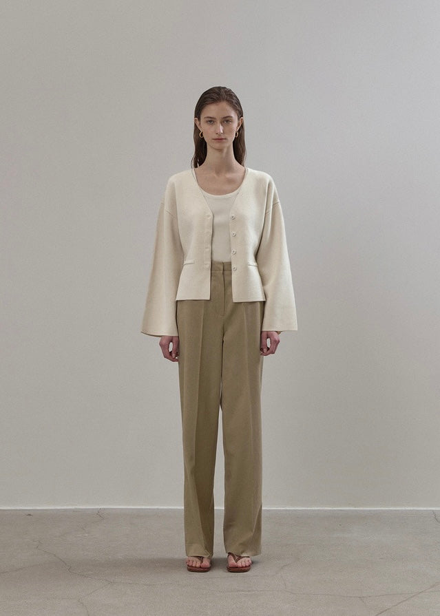 ELBORN | Riven V-neck Silk Knit Jacket (Ivory)