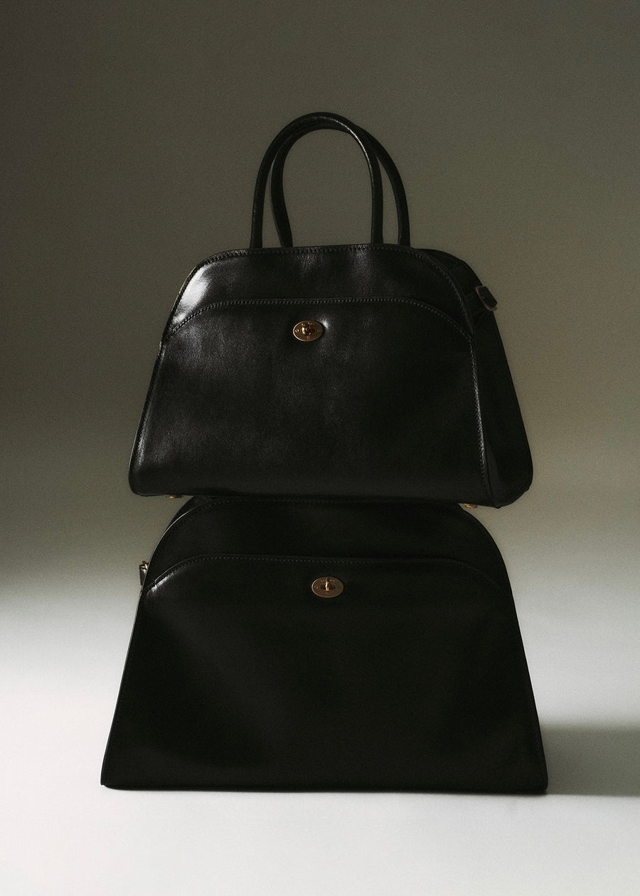 5TH-ELBORN | Momet Leather Tote Bag (Black Leather) Expected ship to 12/12/2025