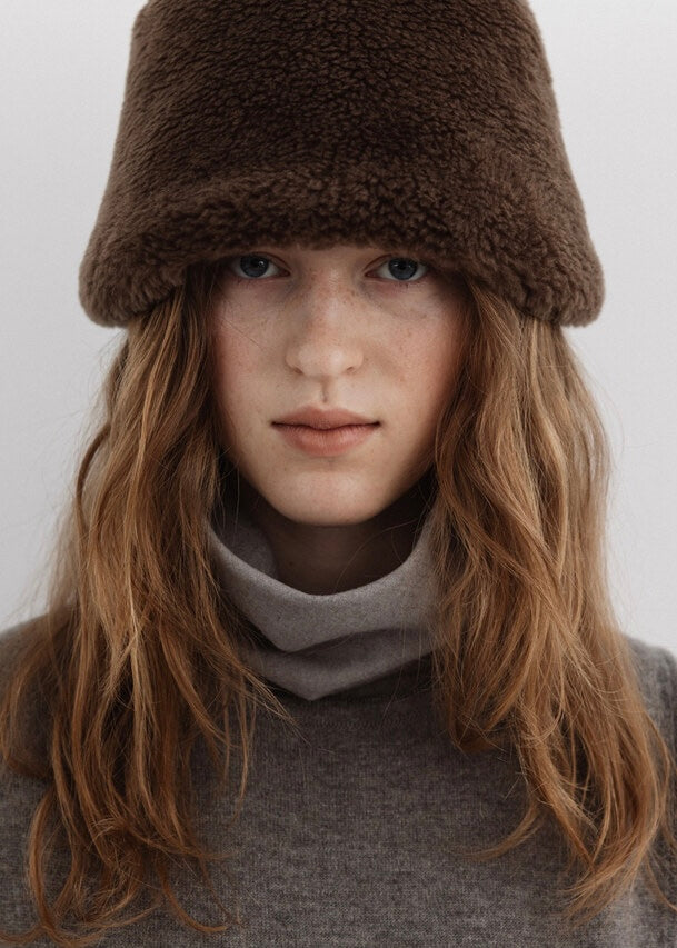 MOIA | Fur Bucket Hat (Brown) Expected ship to 12/12/2025