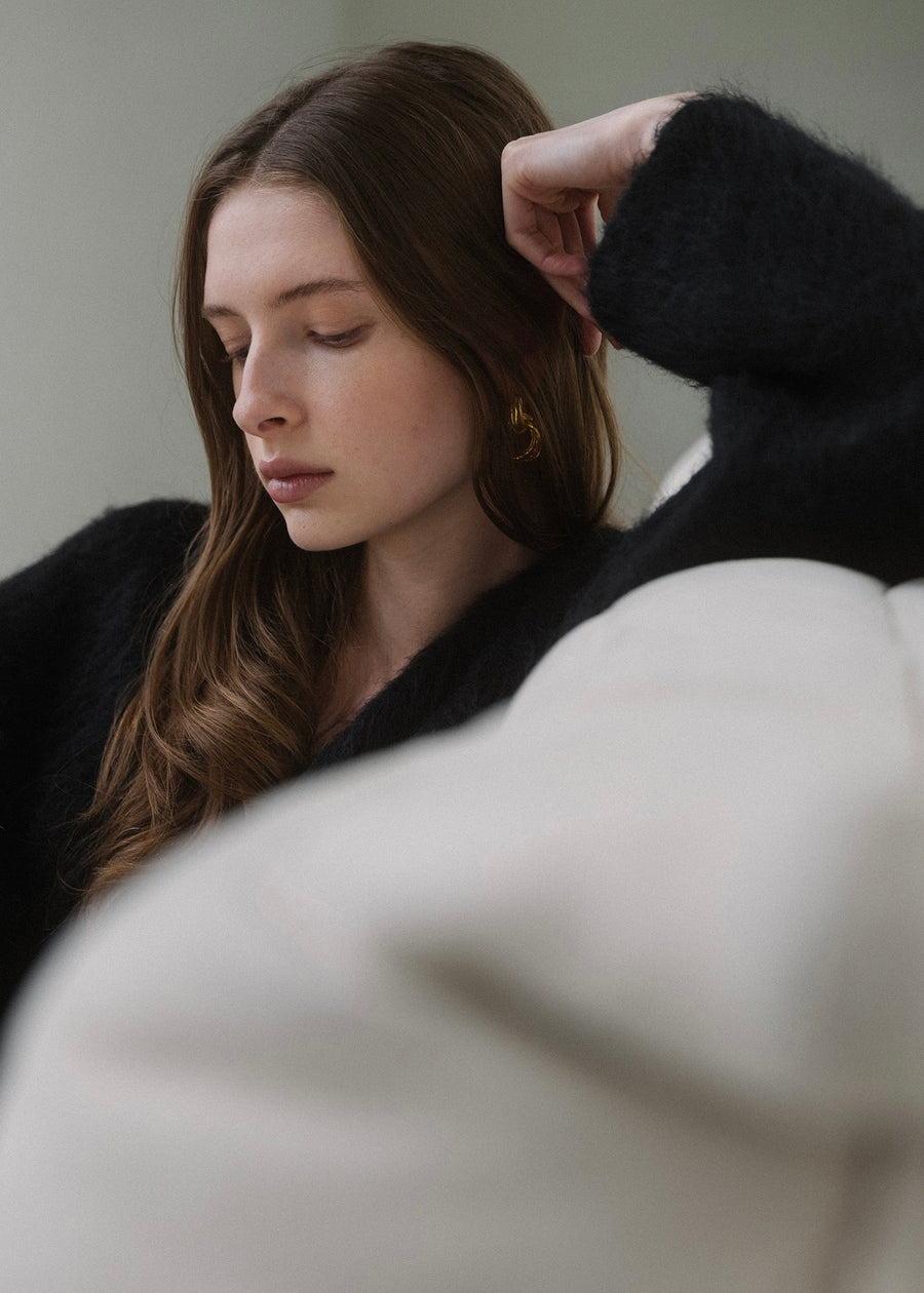 ELBORN | Jeanne V-neck Alpaca Knit Jacket (Black)