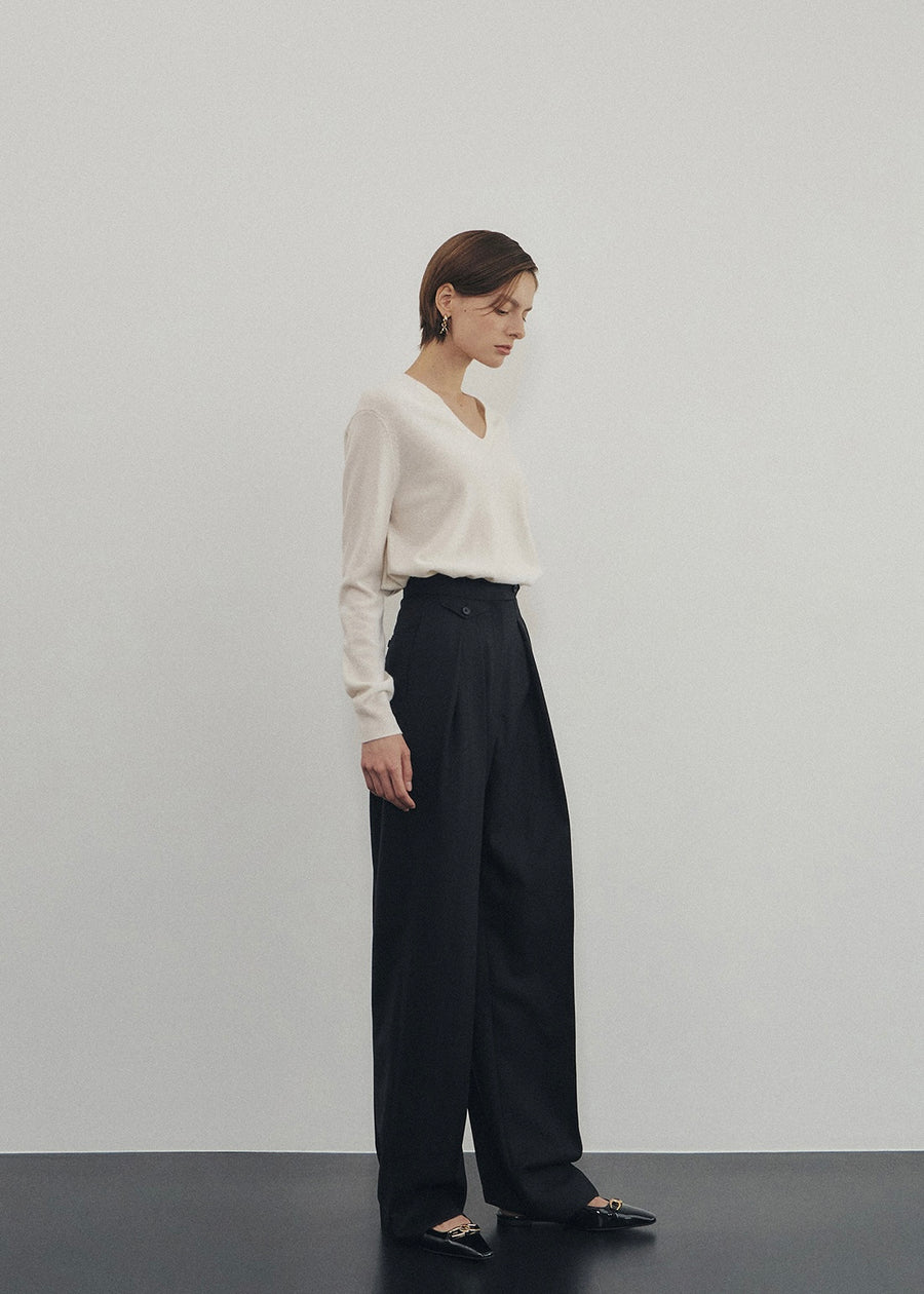 Elborn | Tiana V-neck Knit Top (Ivory)