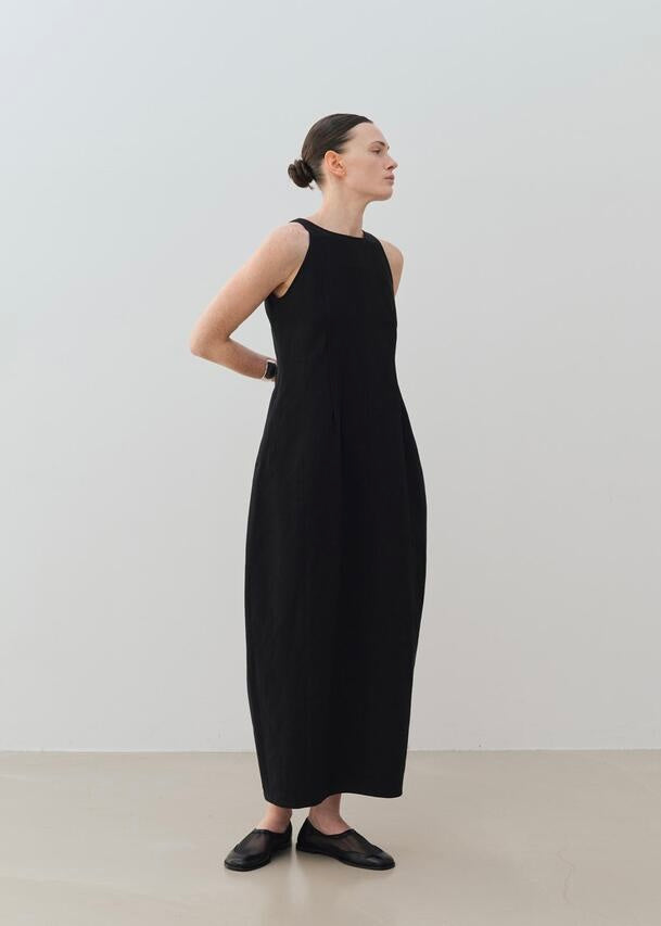 MOIA | Barrel Dress (Black)