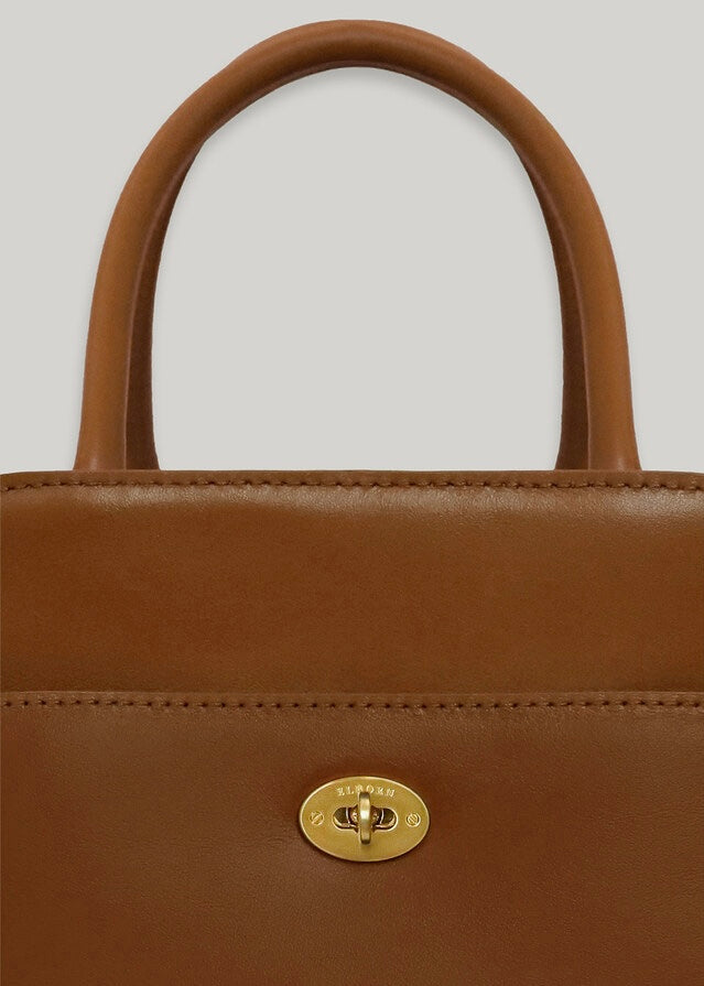 ELBORN | Momet Leather Mini Bag (Camel)