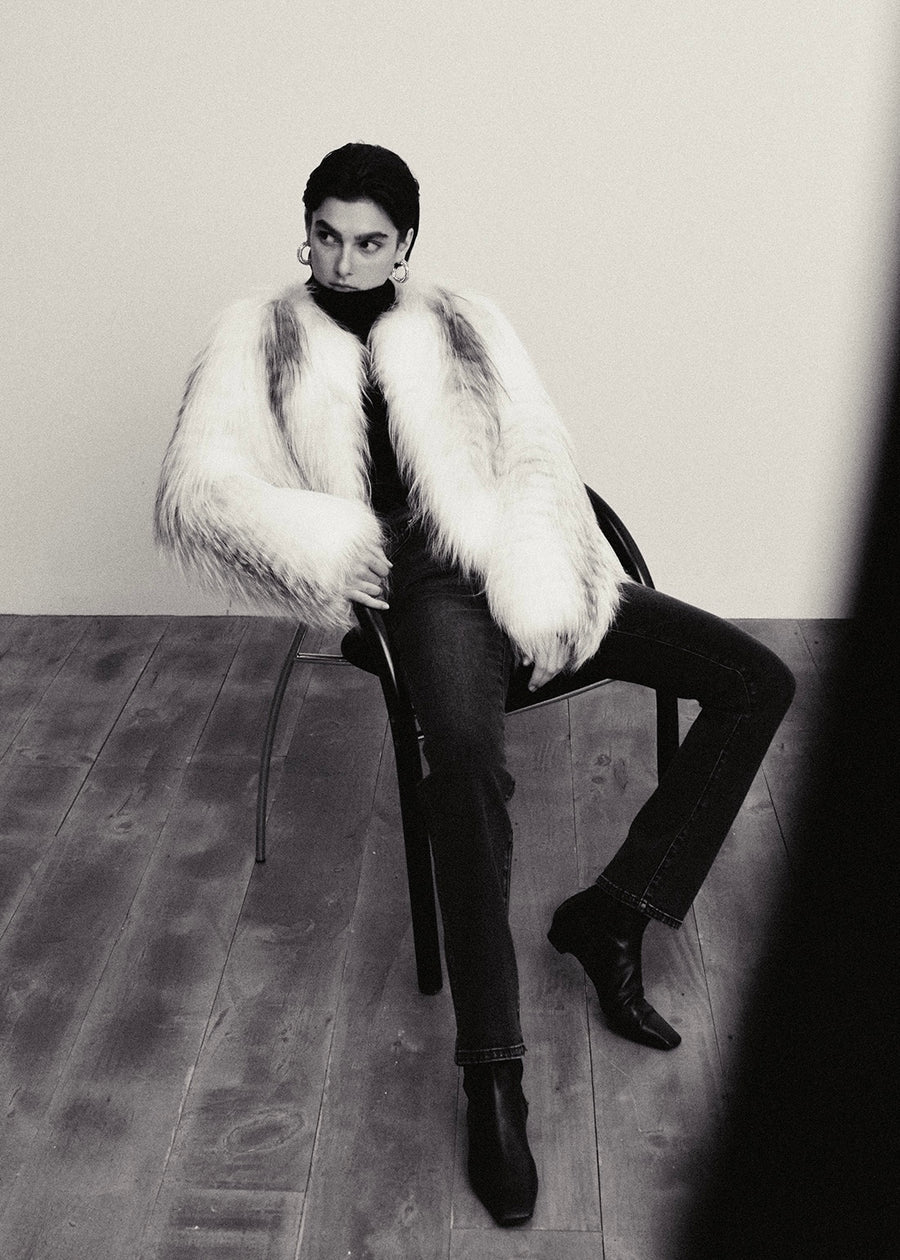 ELBORN | [Earlybird 10%] Blair Fox Fur Jacket (White) Expected ship to 12/12/2025