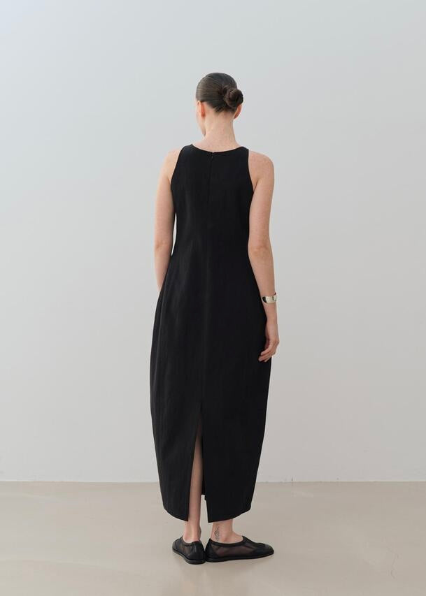 MOIA | Barrel Dress (Black)