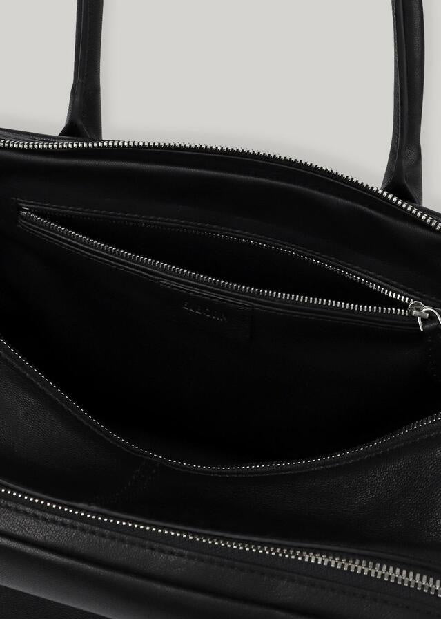 ELBORN | Bonner Square Leather Bag (Black) Expected ship to 06/13/2025