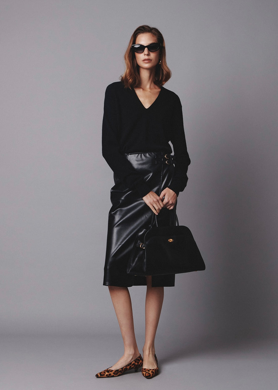 5TH-ELBORN | Momet Leather Tote Bag (Black Leather) Expected ship to 12/12/2025