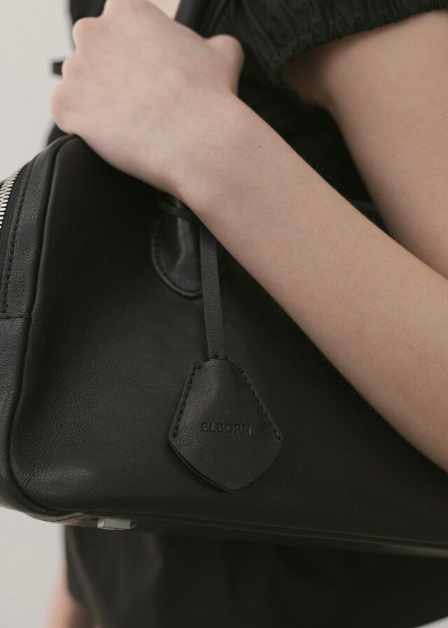 ELBORN | Bonner Square Leather Bag (Black) Expected ship to 06/13/2025