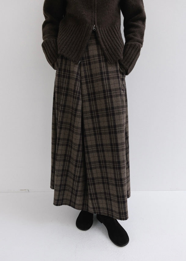 MOIA | Check Flared Skirt Expected ship to 12/12/2025