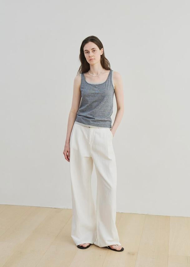 MOIA | Stripe Sleeveless (Navy) Expected ship to 06/20/2025