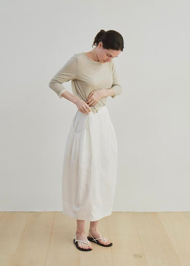 MOIA  | Shirring Cocoon Skirt (Ivory)