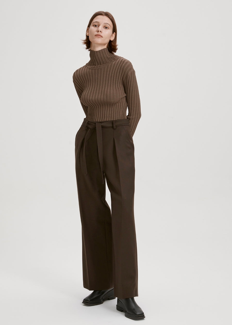 BUTTONED RIBBED TURTLENECK (KHAKI) | RECTO