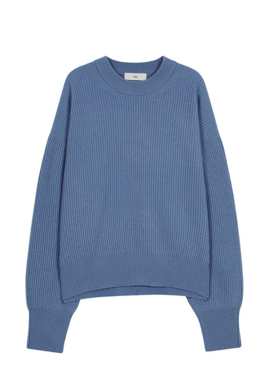 Pullover knit top
