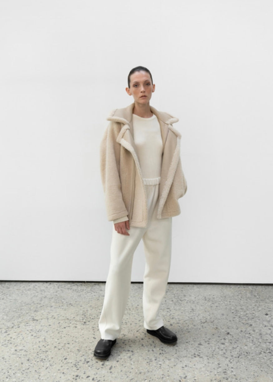 [Pre-order] Reversible Eco-Shearling Jacket (Ivory)