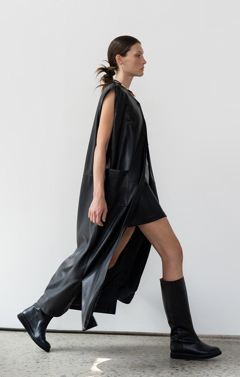 Tetra eco leather maxi vest coat (black)