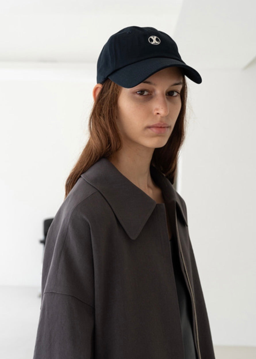 BASEBALL CAP WITH EMBROIDERED LOGO (DARK NAVY)