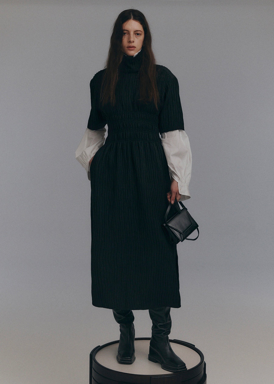 TEXTURED TURTLENECK DRESS  | RECTO