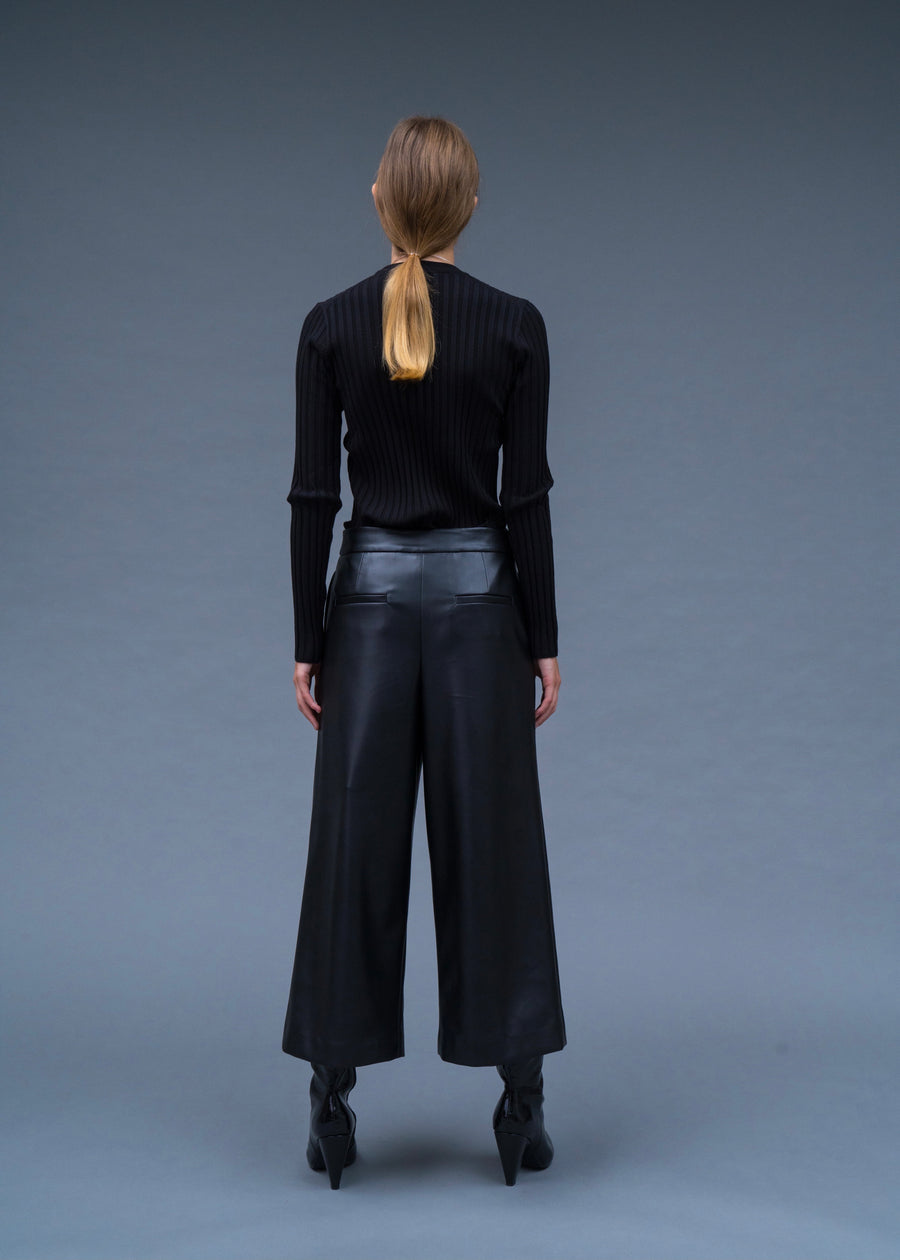 ROUND NECK KNIT | LEHA