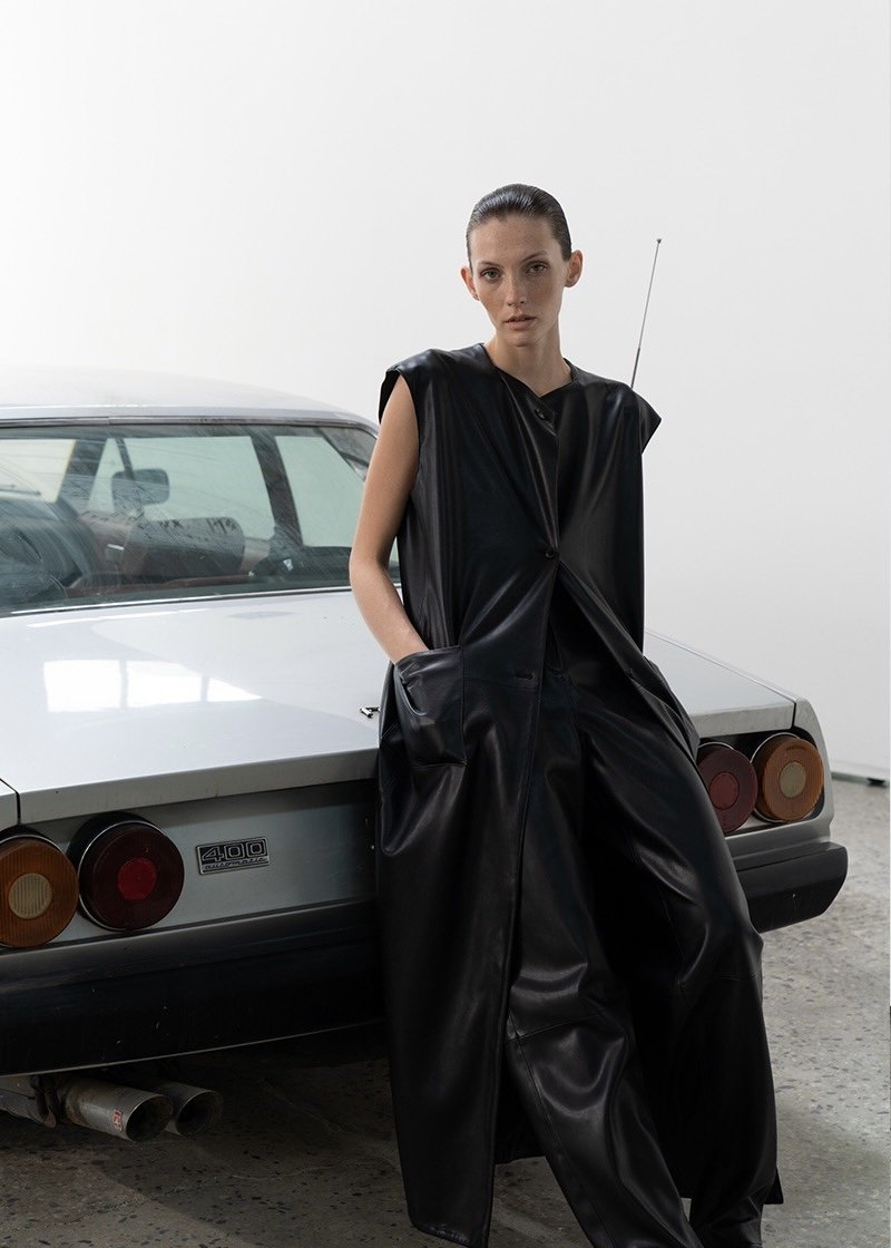 Tetra eco leather maxi vest coat (black)