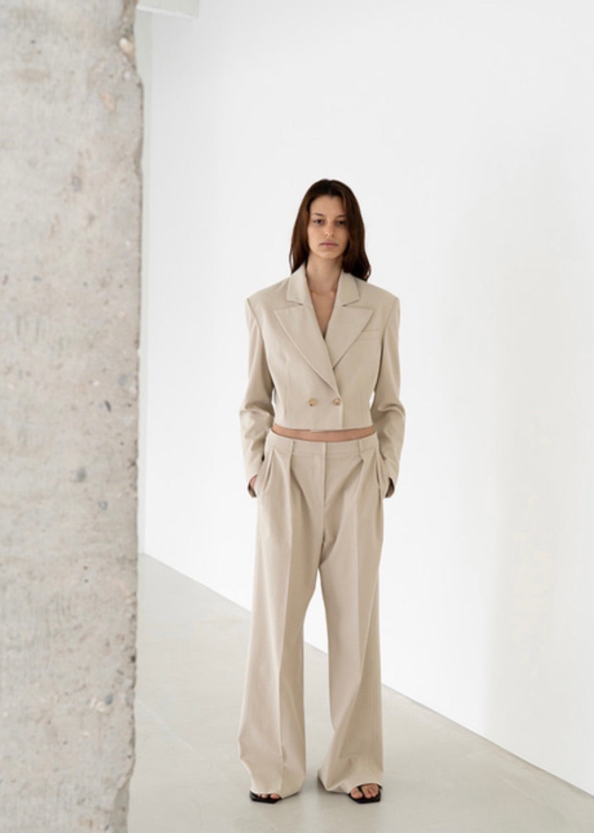 STONE CROPPED JACKET (LIGHT BEIGE) | LEHA