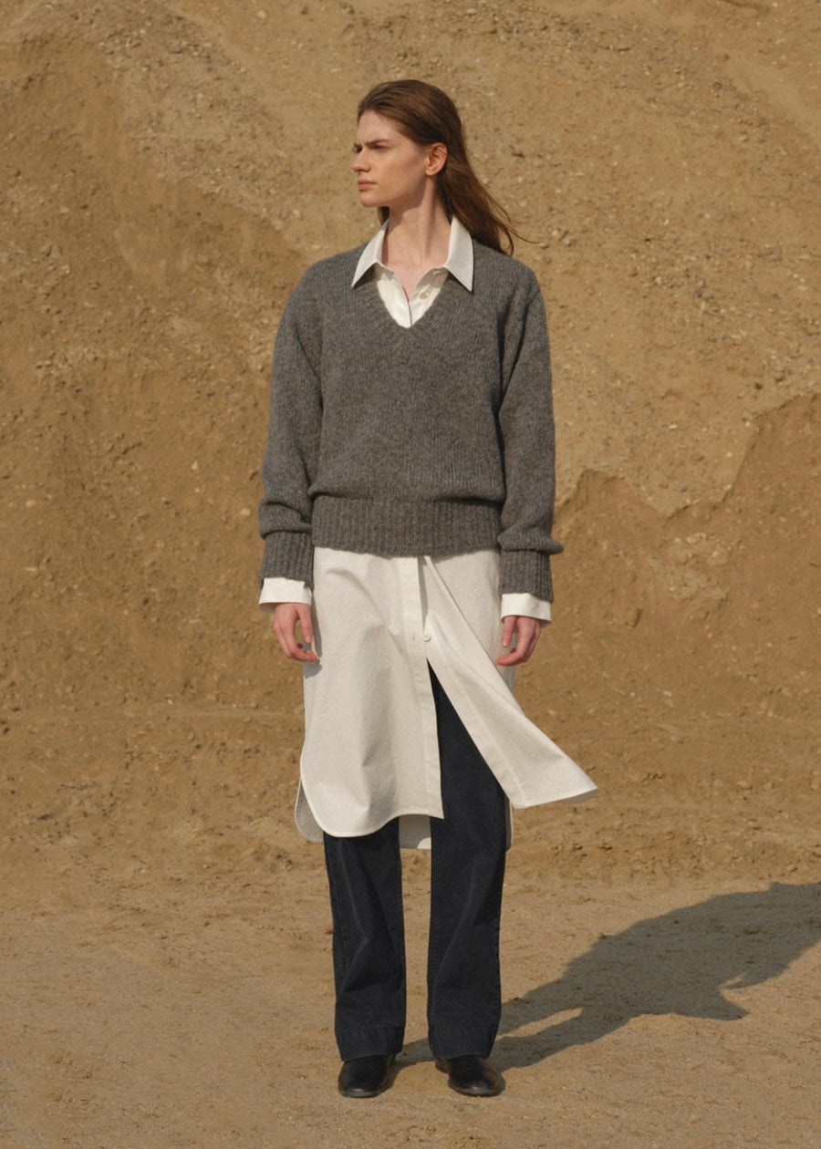 scot v-neck knit (Gray)