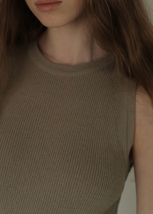 Ribbed Knit Top (Vintage Khaki)