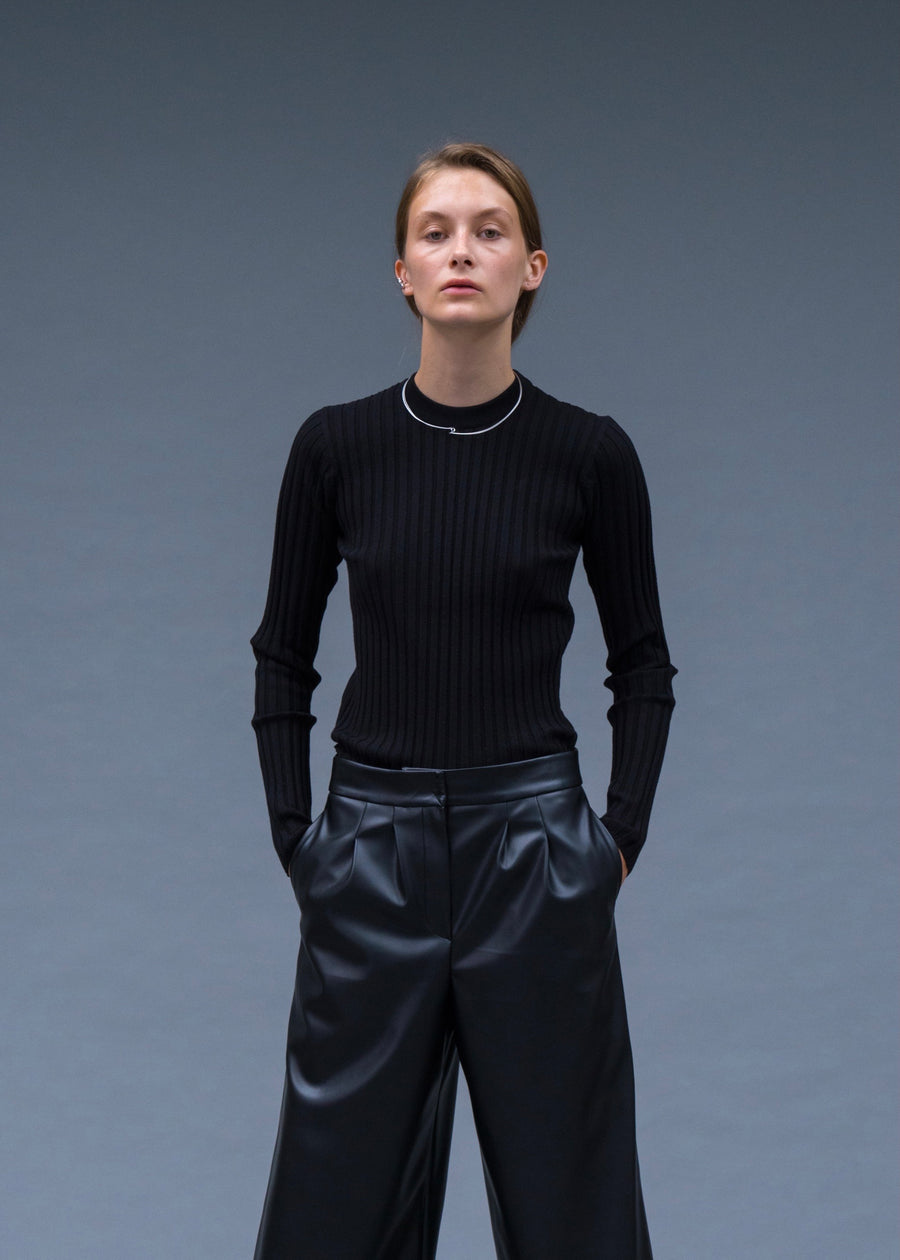 ROUND NECK KNIT | LEHA