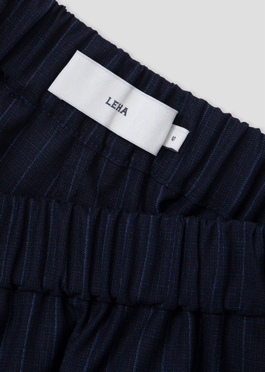 [Re-stock] Bastian pinstriped tapedre pants (Navy stripe)
