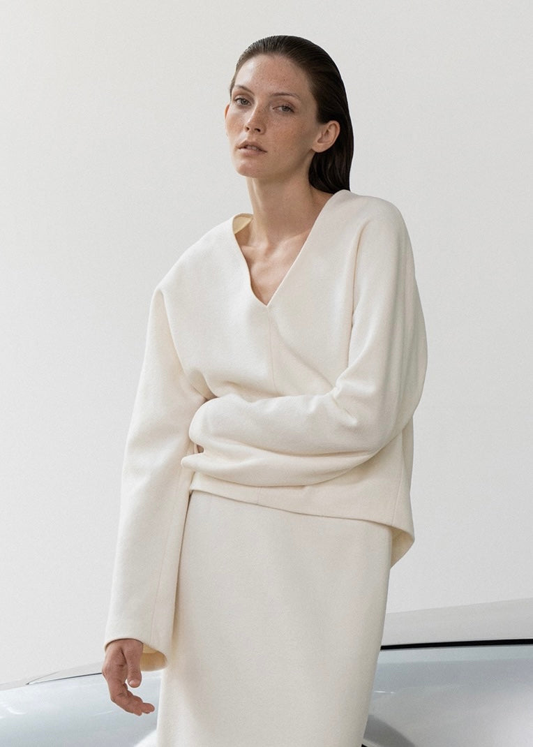 Boucle V-neck top (Ivory)