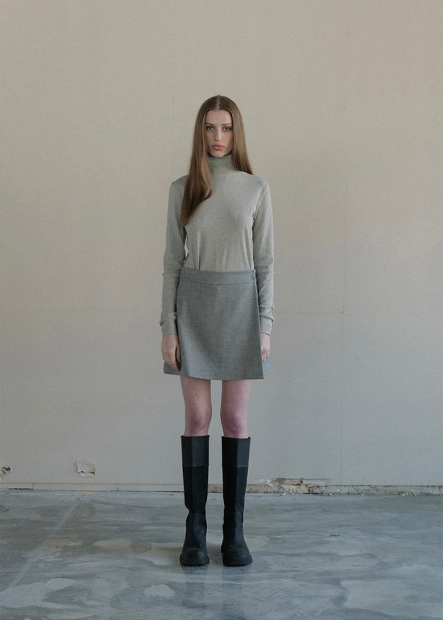 [LEHA] AVA WOOL CUB SHORTS -LIGHT GREY