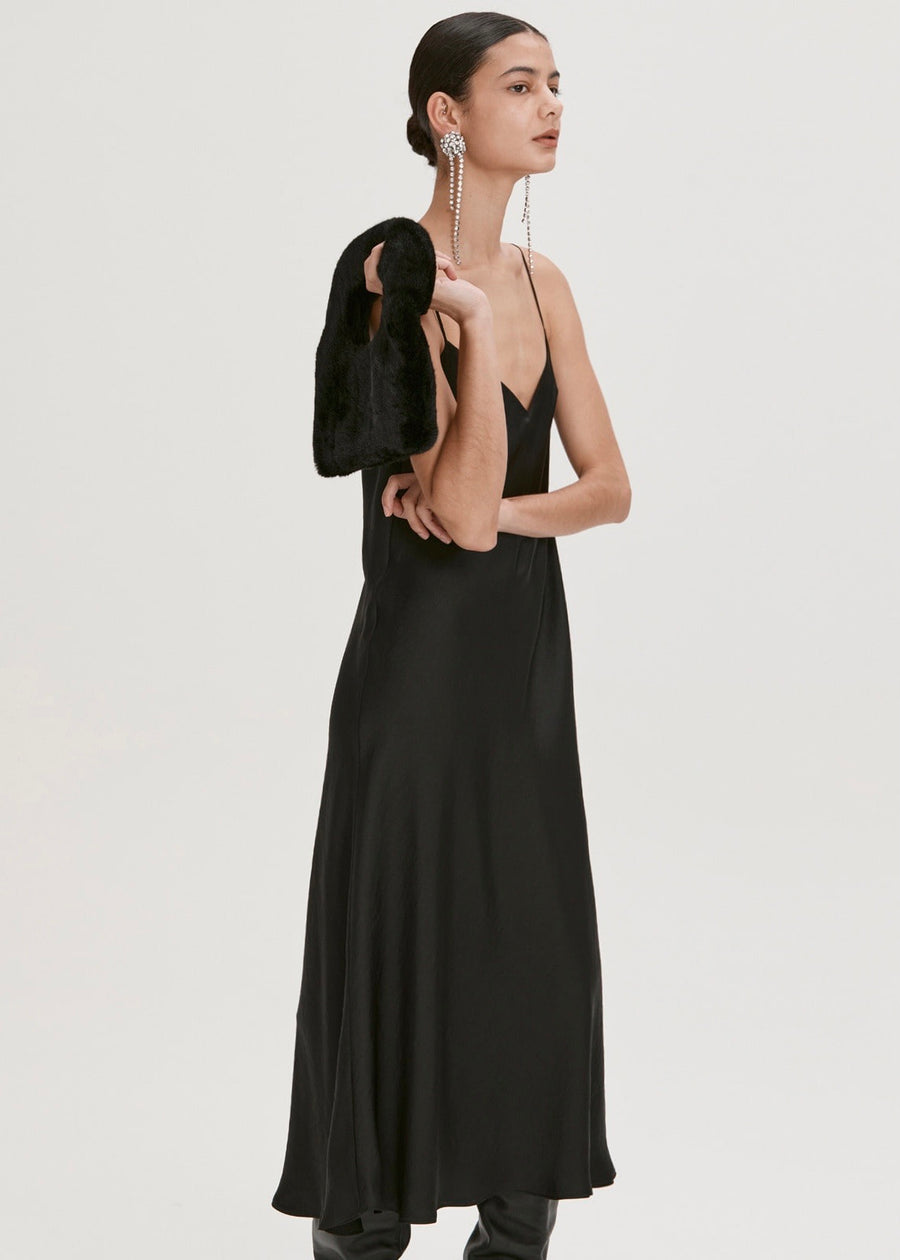 LAYERED PLEATED DRESS (BLACK) | RECTO.