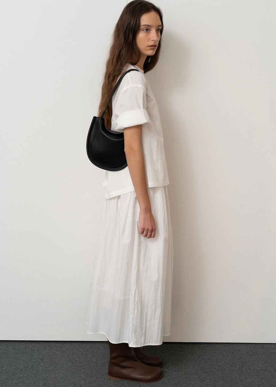 Flat hobo shoulder bag (Beige)