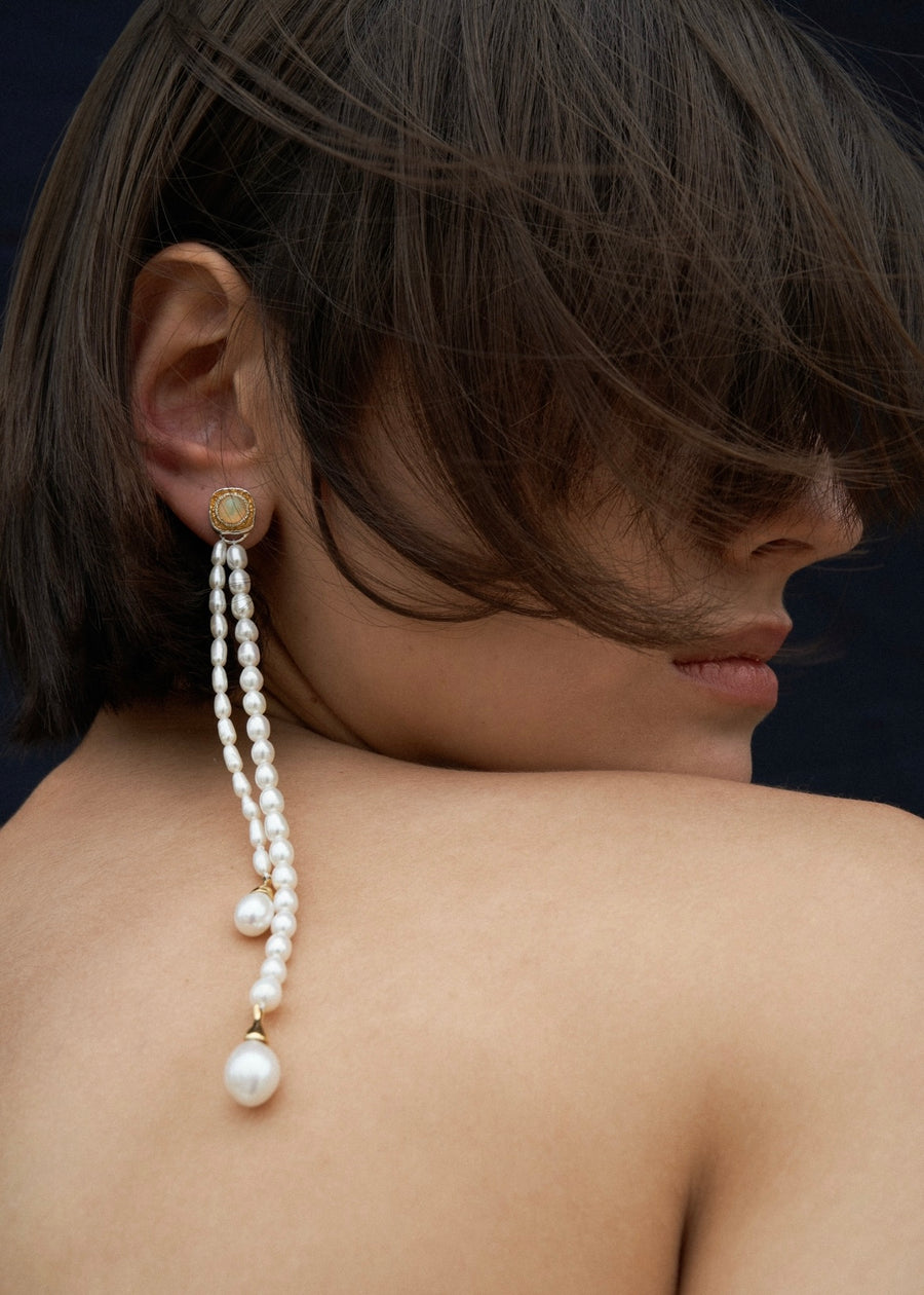 [ISABELLA ETOU] Long Drop Opal Pearl Single Earring
