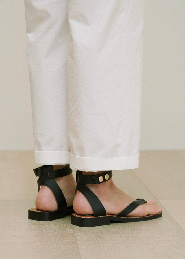 Pre-Order [10%] Comet Ankle Strap Sandals (Black)