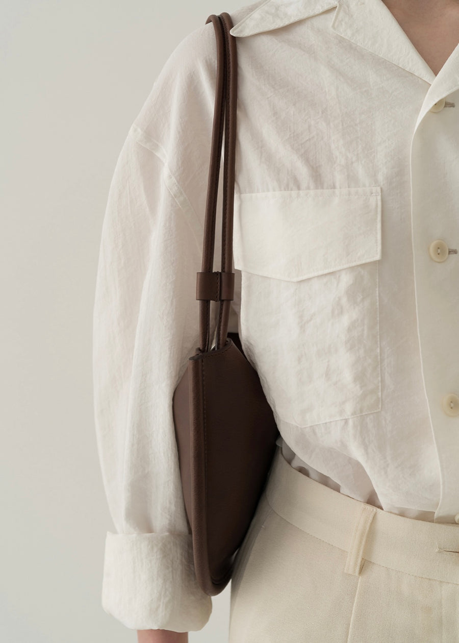 Flat hobo shoulder bag (Off white)