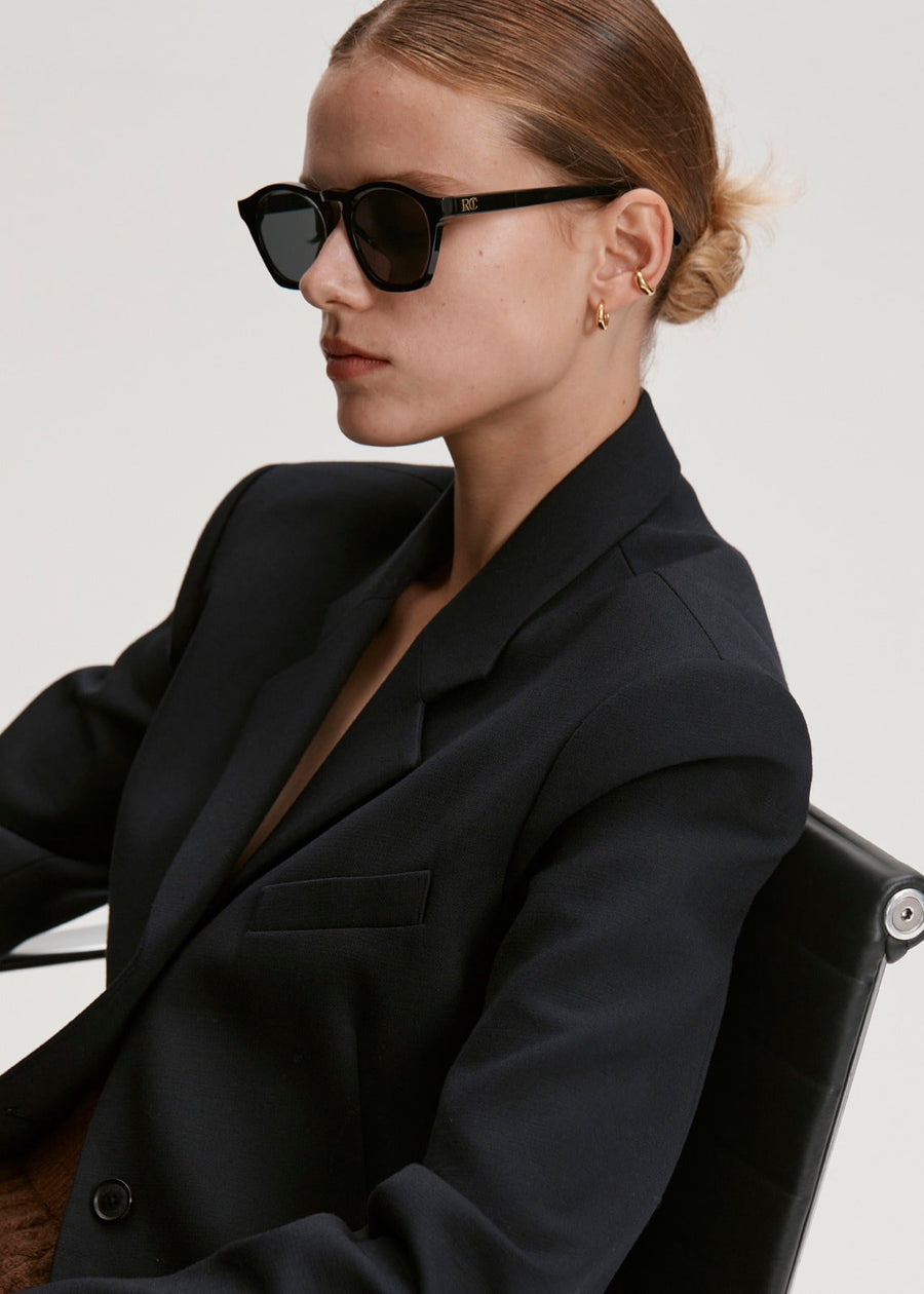 SQUARE SUNGLASSES & POUCH (BLACK) | RECTO