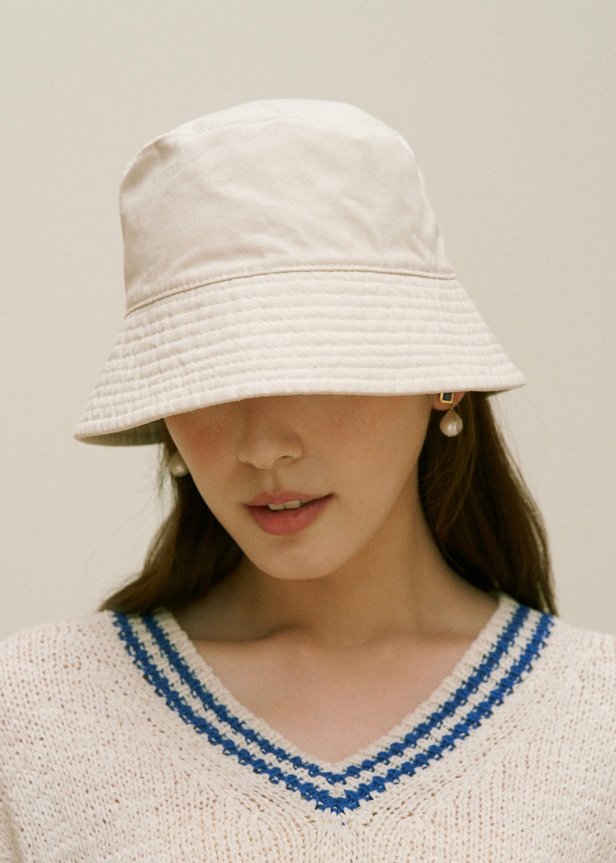 Voyage Bucket Hat (Ecru)
