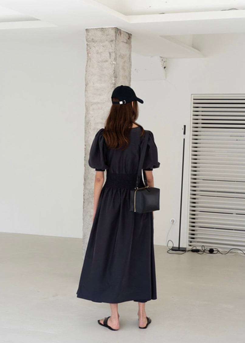 Tencel smocked midi dress (Anthracite)