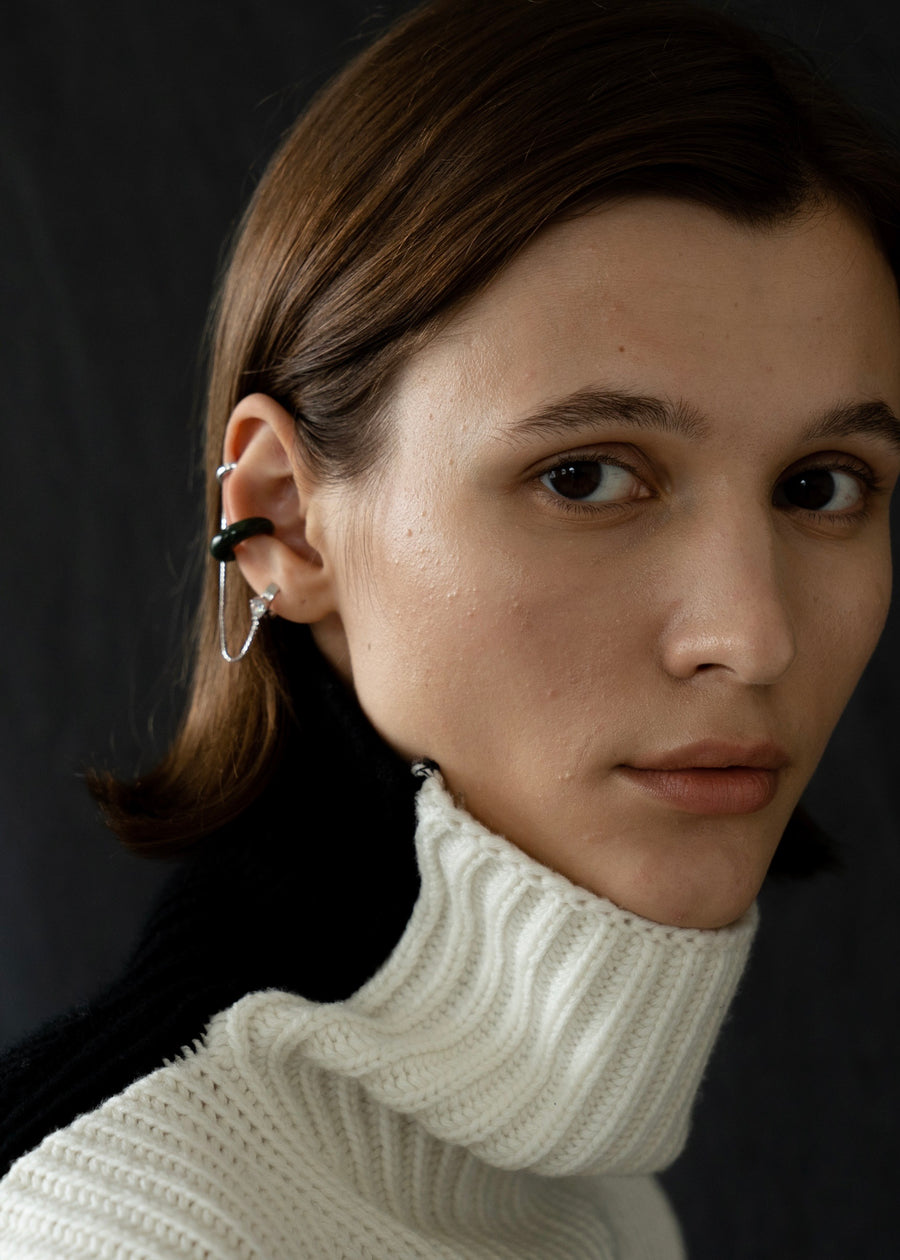 Color-block Turtle neck Sweater | LEHA
