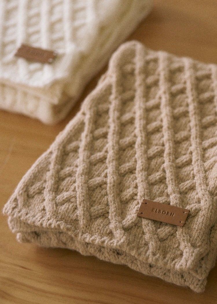 Noel Cable Knit Muffler (2 Colors)