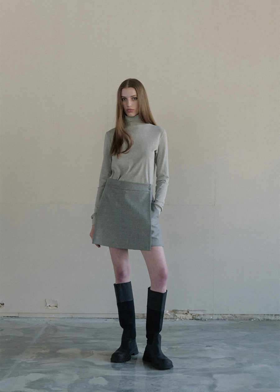 [LEHA] AVA WOOL CUB SHORTS -LIGHT GREY
