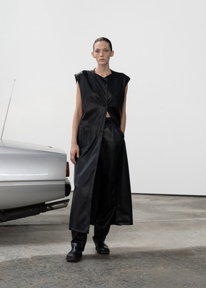 Tetra eco leather maxi vest coat (black)