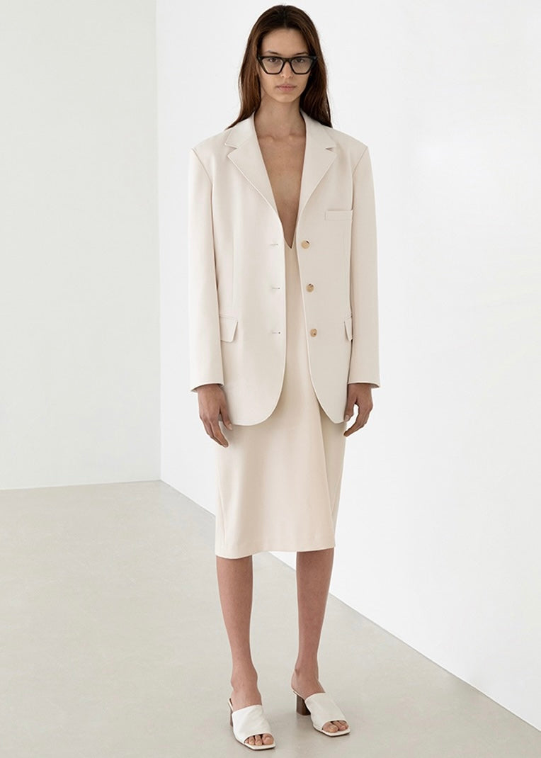OVERSIZED SINGLE-BREASTED JACKET (CREAM) | LEHA