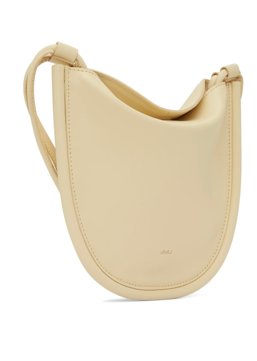 Flat hobo shoulder bag (Beige)